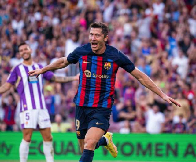 九游官网- 莱万多夫斯基在雄鹿比赛中重要助攻,反败为胜引发热议!引发球迷热议