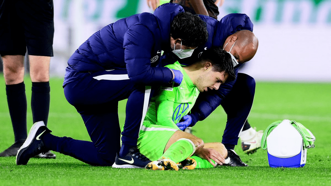 九游官网-包含韩国国家队训练开放日，今晨完成体检引观众欢呼，德国杯在即，赛季目标并未改变的词条